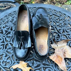 G.H.Bass Weejuns Tassel Loafers size 6.5